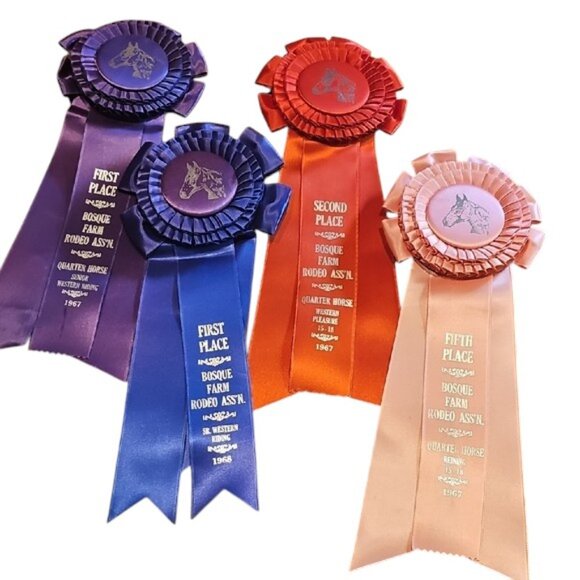 4 Vintage original 1967 1968 Horse Show Rosettes Bosque Farms Rodeo Ass'n - Picture 2 of 15